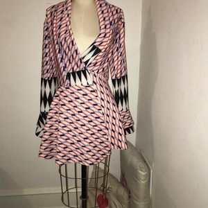 Jazzy Bell Sleeve Blazer